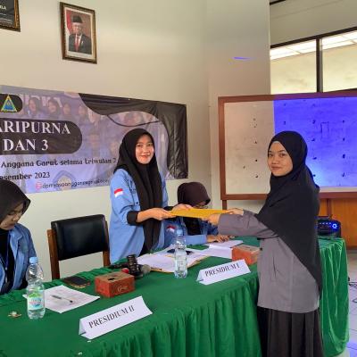 SIDANG PARIPURNA DPM STIE YASA ANGGANA 2023